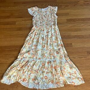 Lost and Wander long floral dress - Size S - Smocked - flutter sleeves